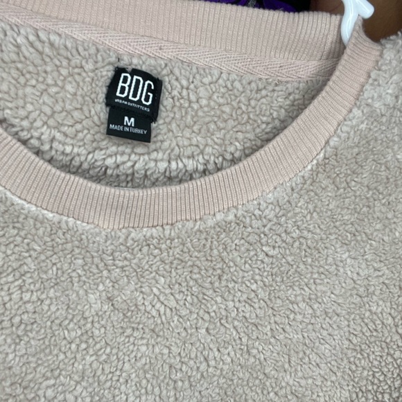 UO - BDG Fleece Sweatshirt - Picture 4 of 6